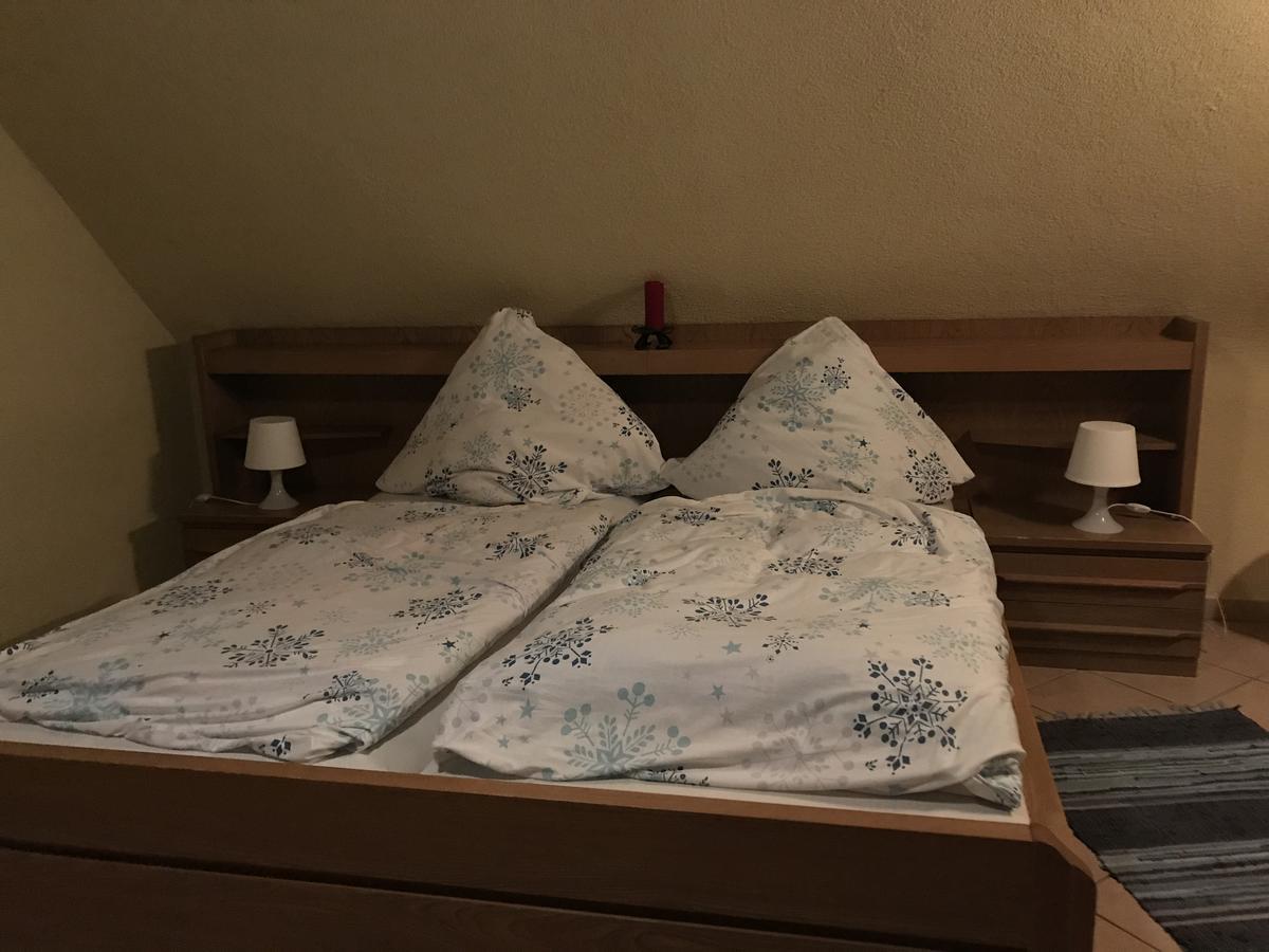 Gasthaus Hirschberg Hotel ลุดวิกสบูร์ก ภายนอก รูปภาพ